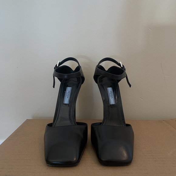 Prada Black Leather Pumps - Picture 1 of 5